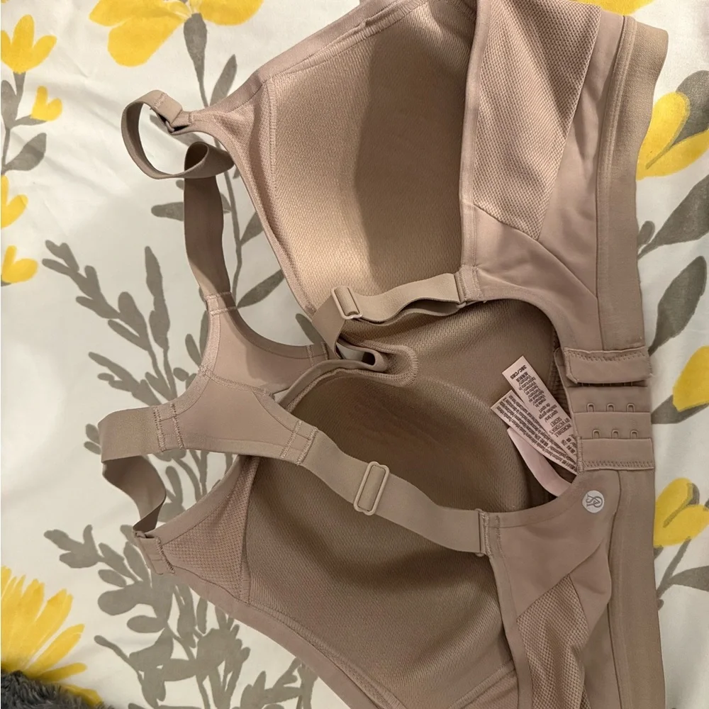 5 Victoria’s Secret Bras - Assorted Styles - Picture 11 of 11